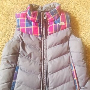 The North face vest size large